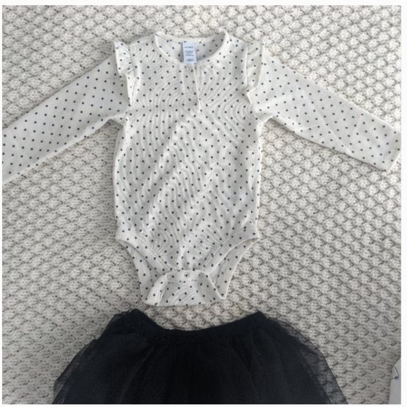 Bundle of Bodysuits and Tulle Skirt - Picture 6 of 11